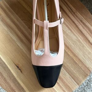 Journee Women's Pink Mary Jane Dress Flats Size 6 T-Strap Cap Toe​​